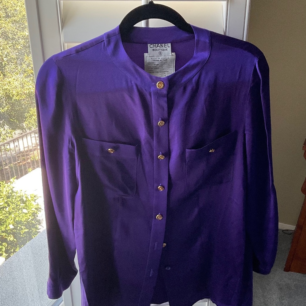 CHANEL Boutique purple silk blouse size 26